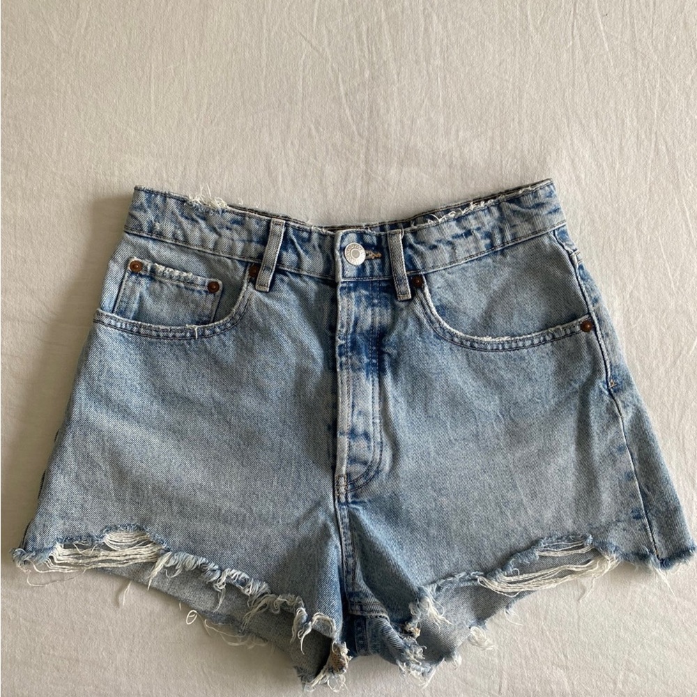 Zara Jean short , pretty much new
